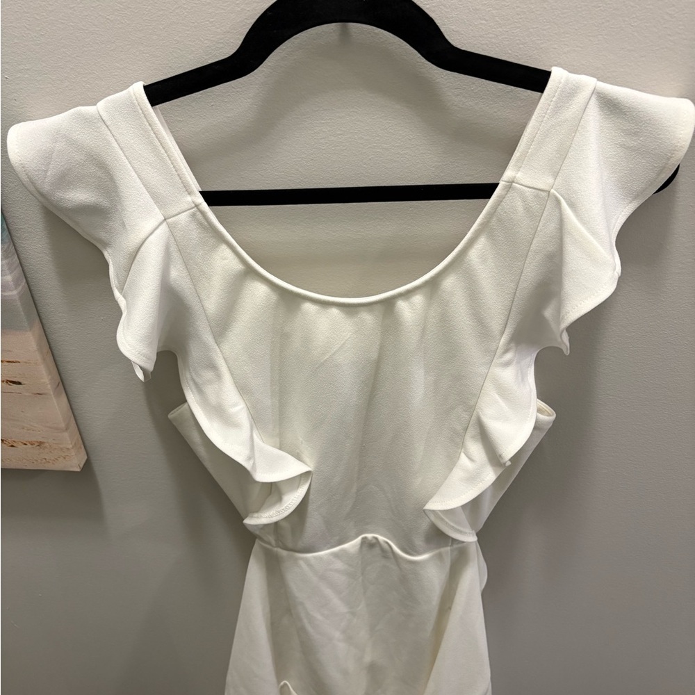 Selfie Leslie Jackie Wide Ruffle Hem Pinafore Dress White - Picture 4 of 6